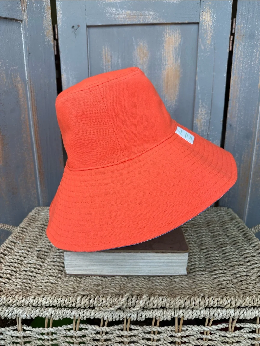 Lilly Pulitzer Reversible Canvas UPF 50+ Sun Hat GWP Bahamian Rhapsody NWOT